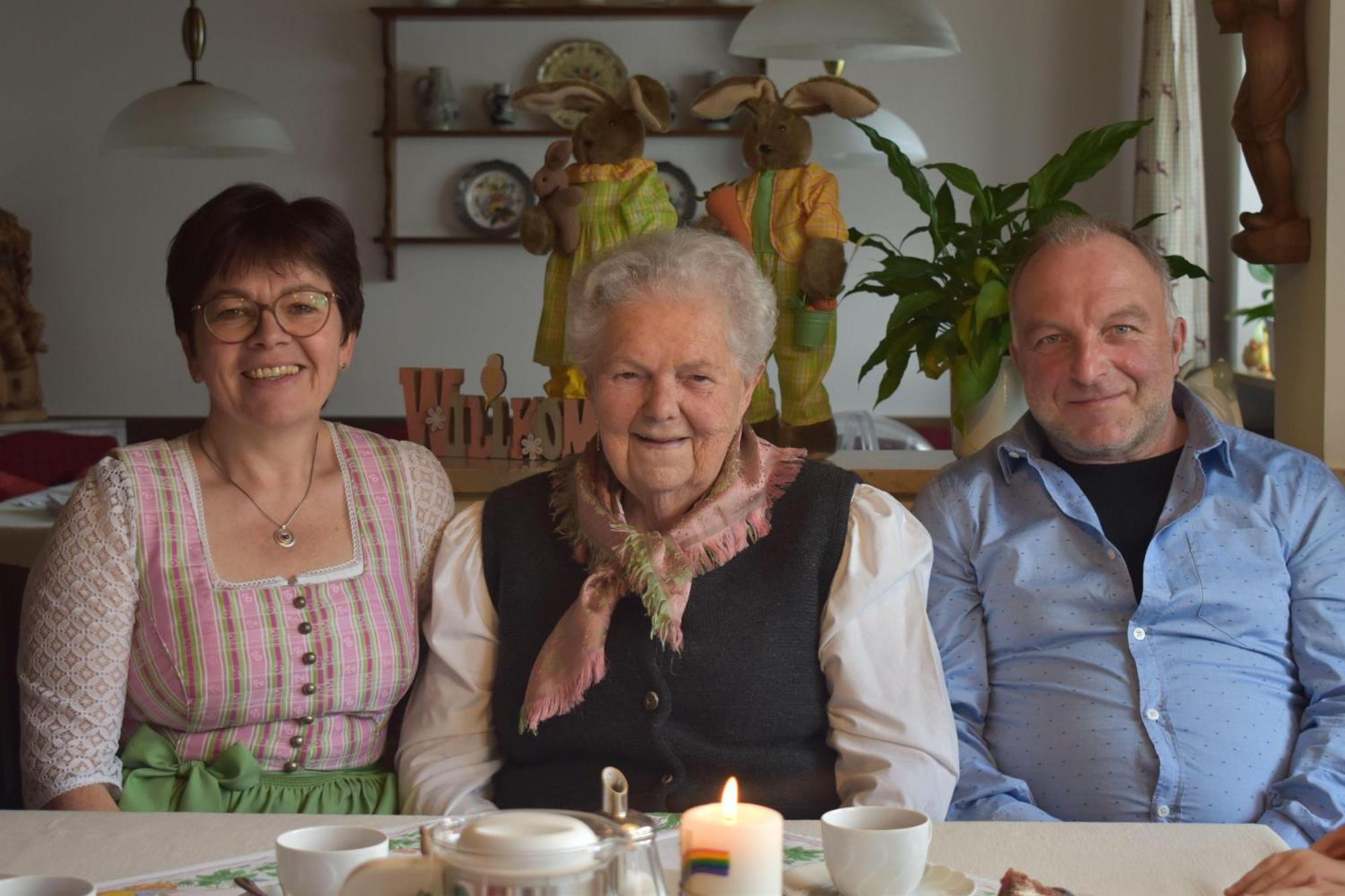 Ferienwohnung-Susanne-Im-Gaestehaus-Bergfrieden Bayersoien Extérieur photo