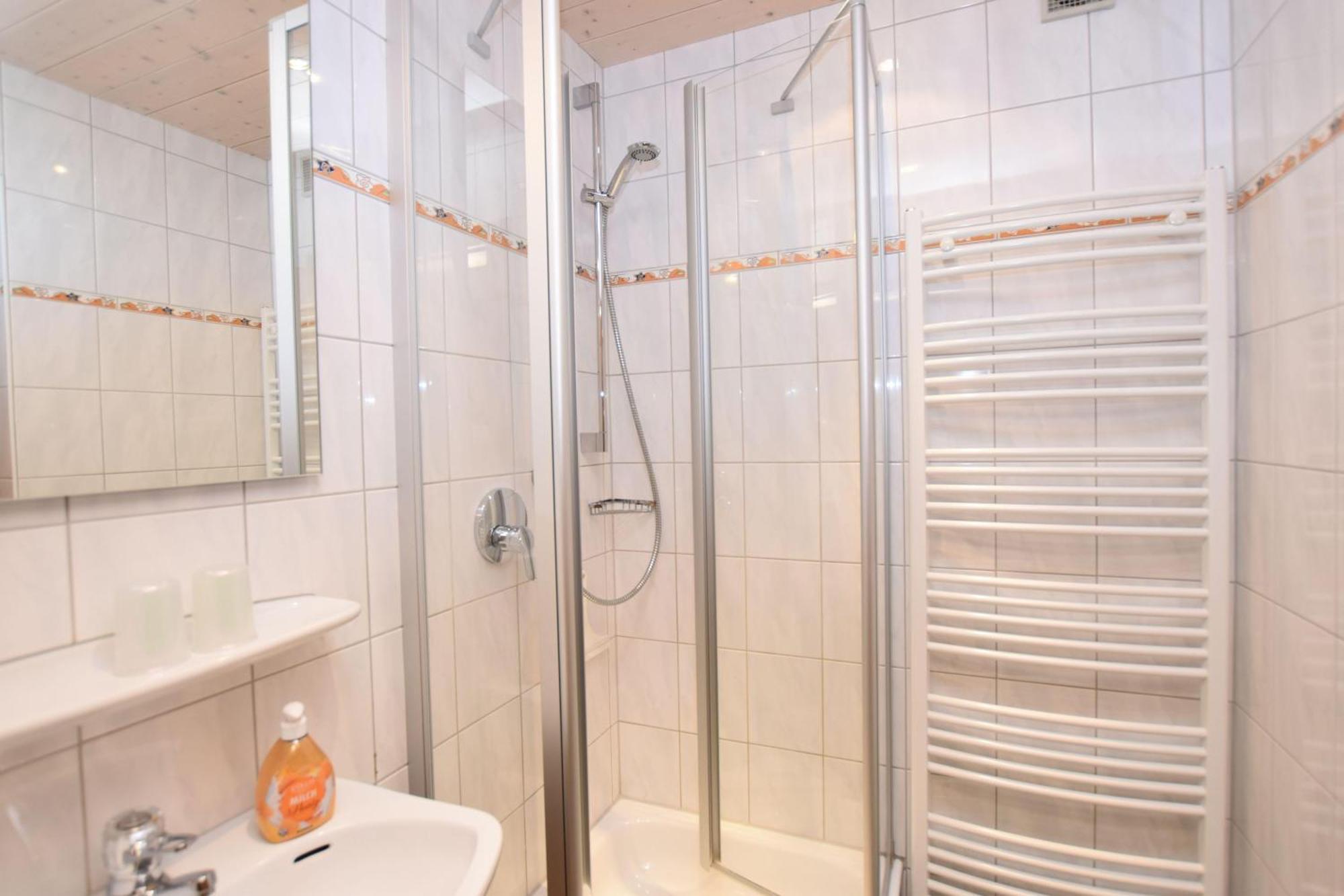 Ferienwohnung-Susanne-Im-Gaestehaus-Bergfrieden Bayersoien Extérieur photo
